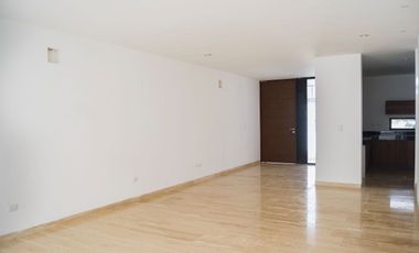 Casa en preventa en privada con amenidades en Santa Gertrudis Copo