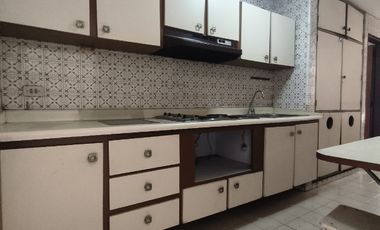 apartamento en arriendo en caobos. Cod A31282