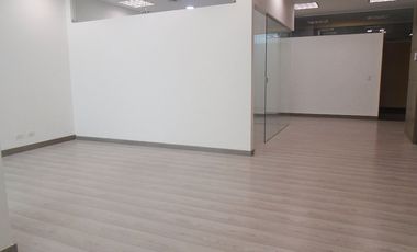 PR13145 Oficina en arriendo sector Ciudad del Rio