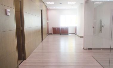 PR13145 Oficina en arriendo sector Ciudad del Rio
