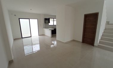 De estreno! Se vende hermosa casa en La Joya Etapa Granate (J Luna)