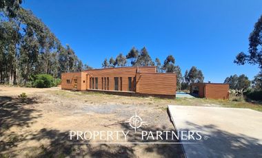 Tunquen, Bosquemar.  Estupenda Casa emplazada en Exclusivo Condominio