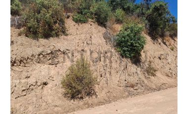 Se vende parcela con vista a la Laguna de Aculeo