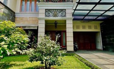 RUMAH BAGUS at Jl GAHARU, CIPETE, JAKSEL (SANGAT MENARIK)
