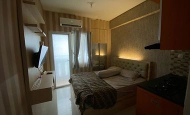 Apartemen green pramuka type studio mingguan murah