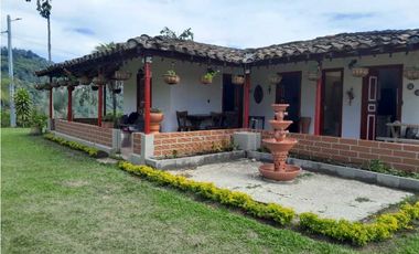 VENTA FINCA SANTA BARBARA, SUROESTE ANTIOQUEÑO