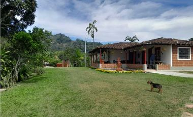 VENTA FINCA SANTA BARBARA, SUROESTE ANTIOQUEÑO