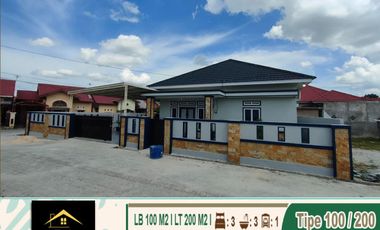 rumah modern strategis lokasi pinggir utama delima