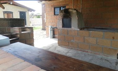 HERMOSA FINCA CAMINO A LOURDES