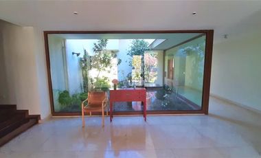 Colegio San Benito/Agua del Palo - Casa - Arriendo