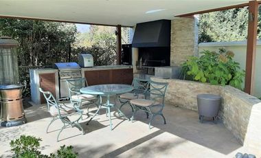Colegio San Benito/Agua del Palo - Casa - Arriendo
