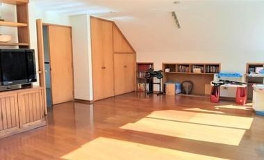 Colegio San Benito/Agua del Palo - Casa - Arriendo