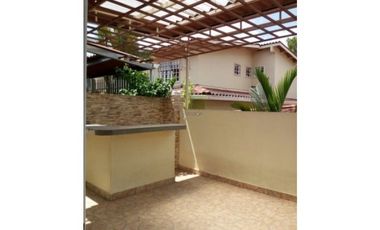 CASA ARRAIJAN RESIDENCIAL VILLAS DEL PINAR