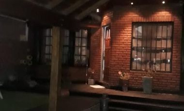 IMPECABLE CASA 3 AMB EN VENTA CON JARDIN Y GARAGE, V. BALLESTER