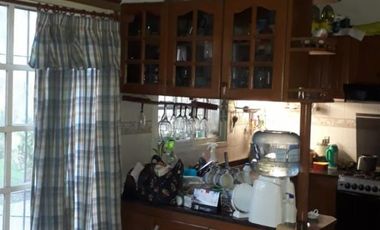 IMPECABLE CASA 3 AMB EN VENTA CON JARDIN Y GARAGE, V. BALLESTER