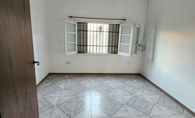 OPORTUNIDAD CASA DE 3 DORMITORIOS