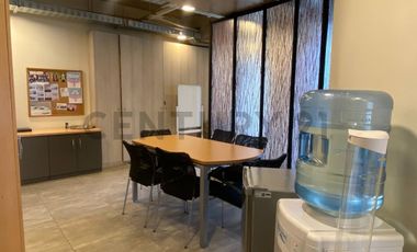 OFICINA EN VENTA, AMOBLADA, METRO LOS DOMINICOS, LAS CONDES