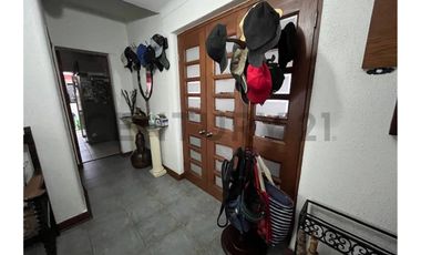 Hermosa casa  en venta Cerro Castillo, rebajada !