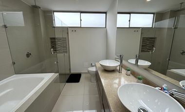 casa en venta en cajica. Cod V5161