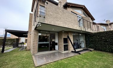 casa en venta en cajica. Cod V5161