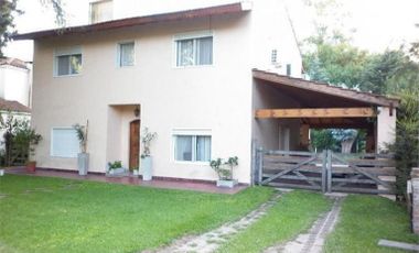 Casa en venta, Los Nogales - Countries y Barrios Cerrados Es