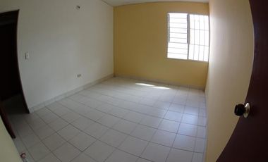 casa en venta en quinta bosch. Cod V22082