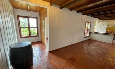 casa campestre en arriendo/venta en dapa parcelación hacienda los morales. Cod V108312