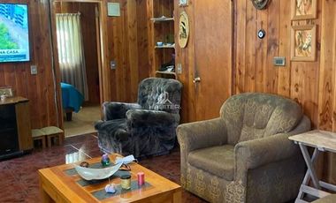 Casa en Venta en COD34582 Camino internacional Pucon entrando por Shell