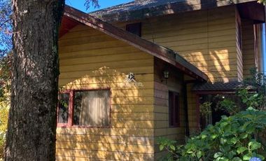 Casa en Venta en COD34582 Camino internacional Pucon entrando por Shell