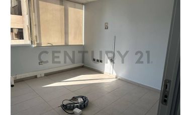 Se arrienda  Oficina Sector Sur Barrio Brasil