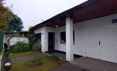 Casa en  Luis Guillon