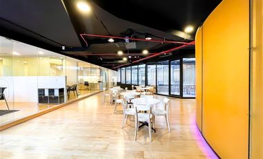 Oficina en venta en Vitacura, Nueva Costanera