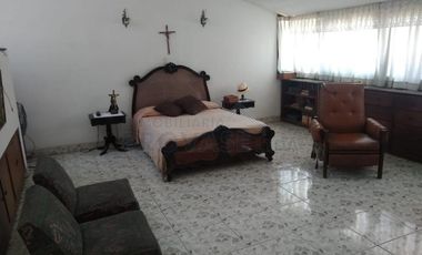 casa en venta en barrio blanco. Cod V101580