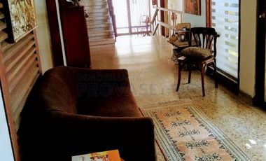 casa en venta en barrio blanco. Cod V101580