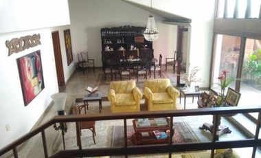 casa en venta en barrio blanco. Cod V101580