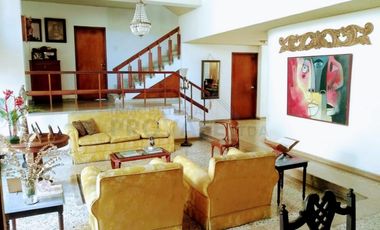 casa en venta en barrio blanco. Cod V101580