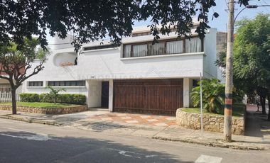 casa en venta en barrio blanco. Cod V101580