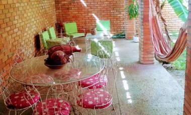 casa en venta en barrio blanco. Cod V101580