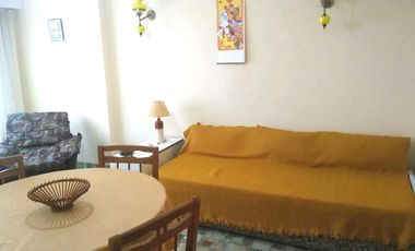 Depto 2 Ambientes en venta. Vista lateral al mar. Impecable estado!