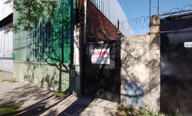 EXCELENTE DEPARTAMENTO DE 3 AMBIENTES EN PLANTA ALTA, AL FONDO, SOBRE AV. MARQUEZ