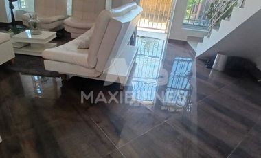 casa en venta en gonzalo mejia. Cod V62390