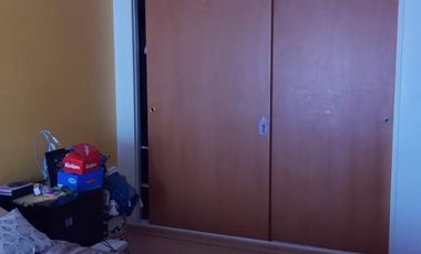 EXCELENTE TRIPLEX DE 3 AMBIENTES EN VENTA - MORON CENTRO