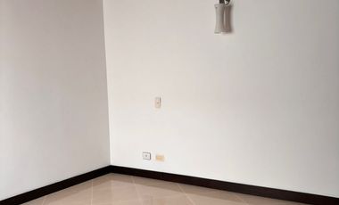 casa en arriendo en la doctora. Cod A211158