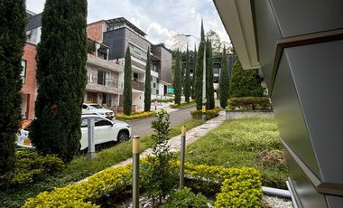 casa en arriendo en la doctora. Cod A211158