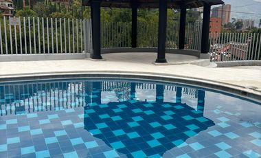 casa en arriendo en la doctora. Cod A211158