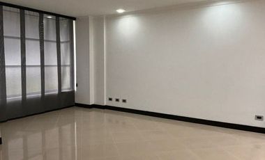 casa en arriendo en la doctora. Cod A211158