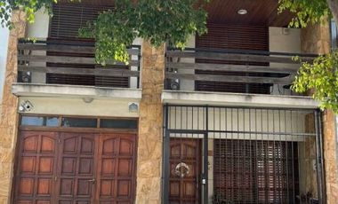 Casa en venta en Quilmes Oeste Centro