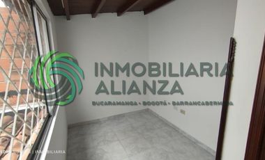 casa en arriendo en fontana. Cod A16171