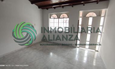 casa en arriendo en fontana. Cod A16171