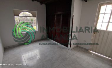 casa en arriendo en fontana. Cod A16171